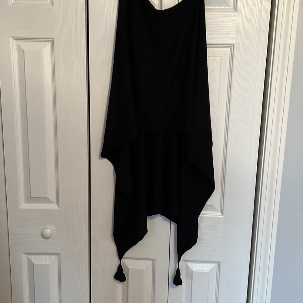 Black throw - Picture 2 of 4